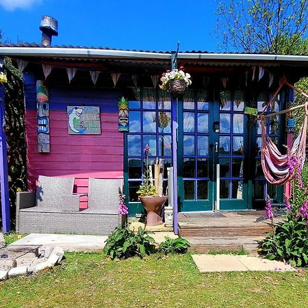 Treguth Glamping Unique Experience - Themed Huts Hotel Saint Day Екстериор снимка