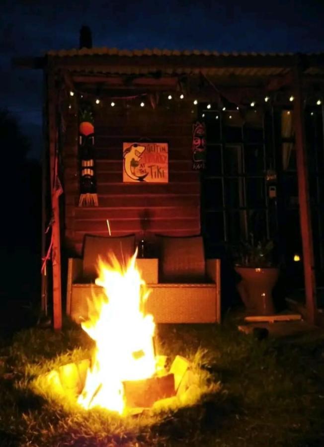 Treguth Glamping Unique Experience - Themed Huts Hotel Saint Day Екстериор снимка