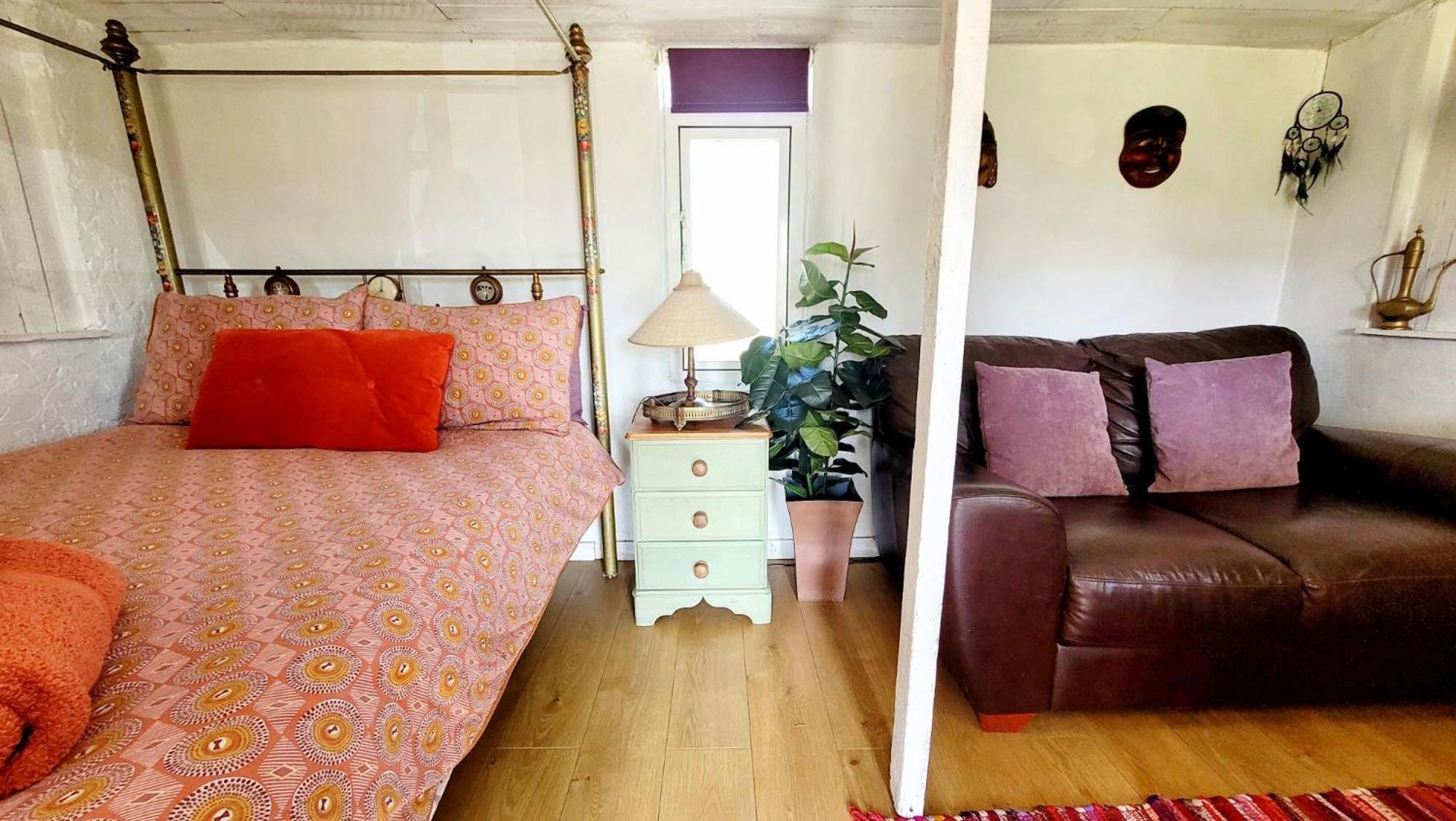 Treguth Glamping Unique Experience - Themed Huts Hotel Saint Day Екстериор снимка